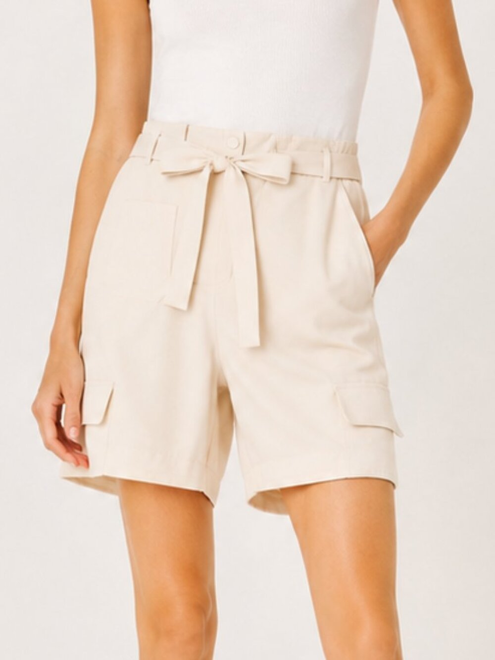 Helmut Lang Cream 100% Silk Cargo Shorts Ivory Belted Utility Pockets Size 4